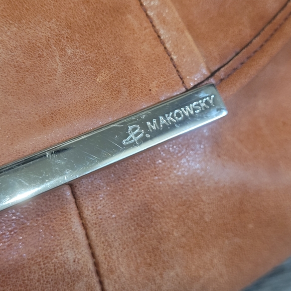 B. Makowsky Crossbody Leather Purse Bag Orange - Picture 3 of 10